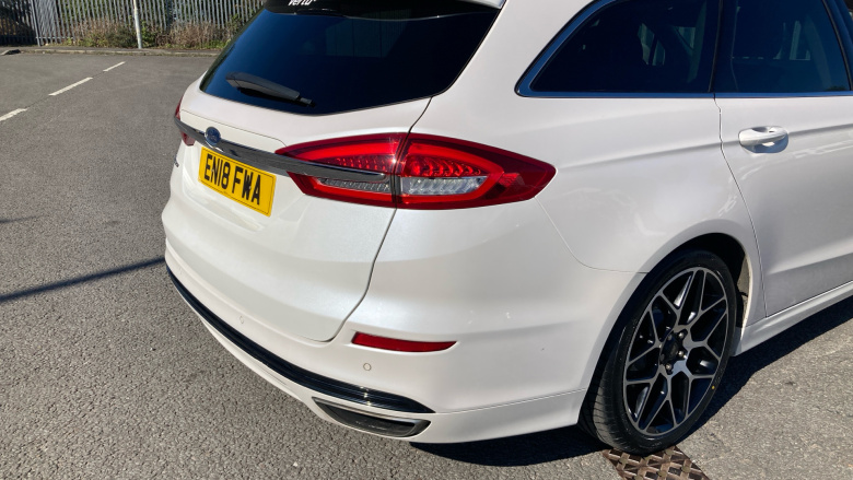 Ford Mondeo 2.0 EcoBoost Titanium 5dr Auto Petrol Estate